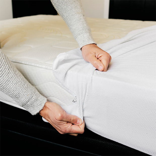 stop mattress from sliding