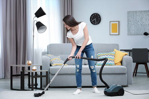 Knowing how to use a vacuum cleaner properly is necessary 