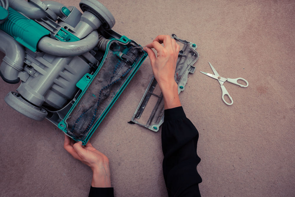 Turn the vacuum upside down