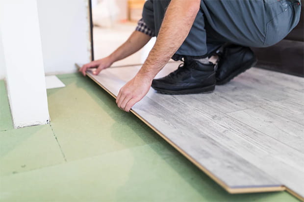 Laminate boards should already fit tightly together
