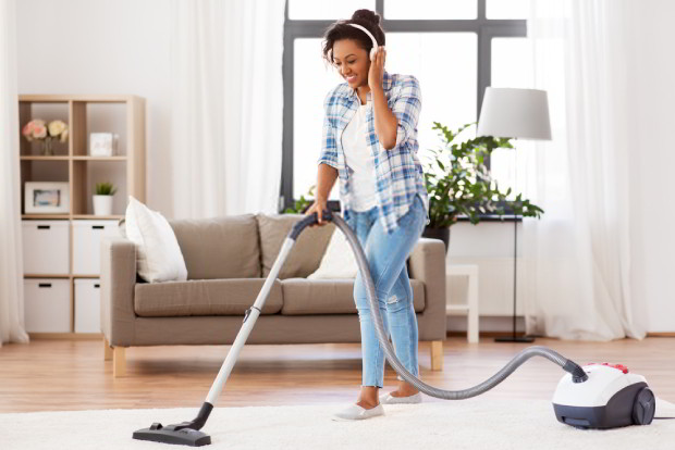  Vacuum often to keep your house clean and tidy
