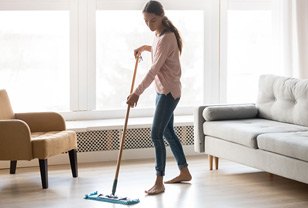 How to Shine Laminate Floors: The Best Practical Way